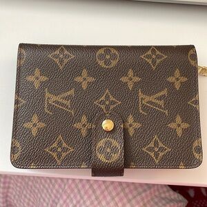 Louis Vuitton Monogram Porte Papier Zip Bifold Wallet